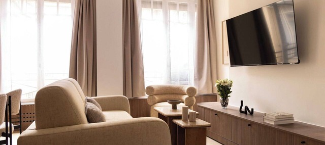 Elegant apartment - AC- 2BR-6P- Madeleine
