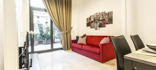 Elegant Fornasa Vecia, canal view with a beautiful garden R&R