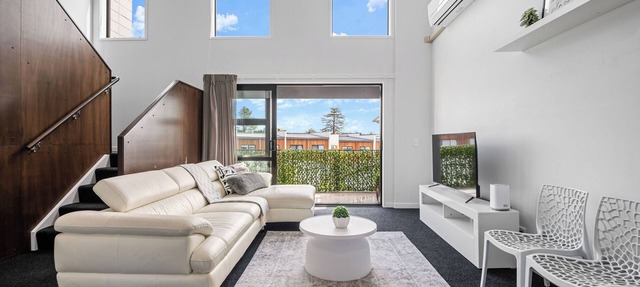 Elegant minimalistic 3 BR apartment in stunning Hobsonville Point