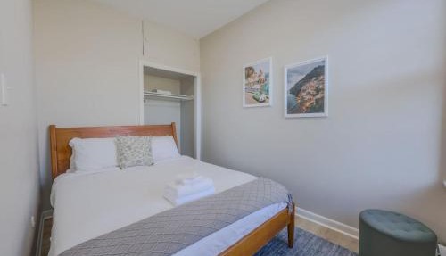Elegant Prudential Area Studio