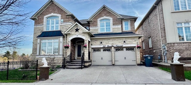 Elegant Spacious Retreat 15 mins from YYZ.