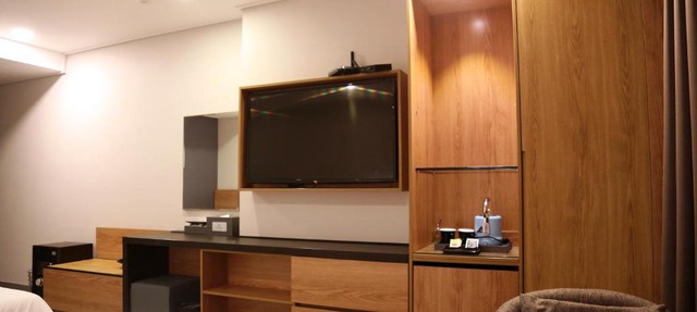 Embledon Hotel