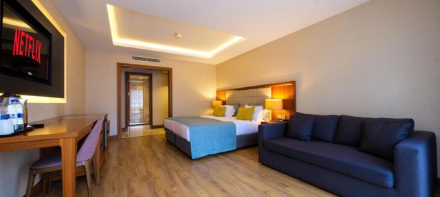 Endless Art Hotel-Special Category
