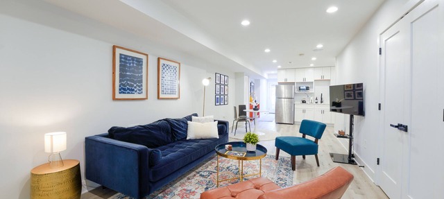 Entire 2-BR DC Guest House with Patio