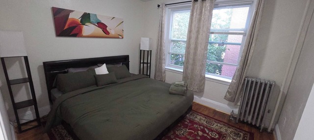 Entire private 1 bedroom apartment in Brookline