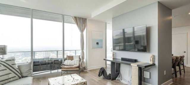 Exclusive Rainey Street Penthouse downtown Austin!