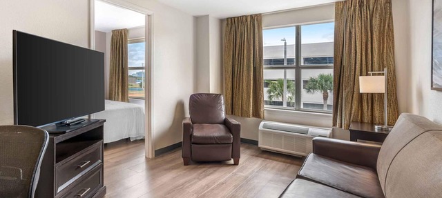 Extended Stay America Suites West Palm Beach Northpnt Corpor