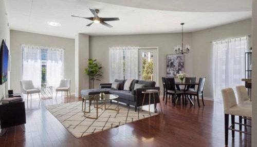 Extra Large 1 Bdrm Condo & Gym