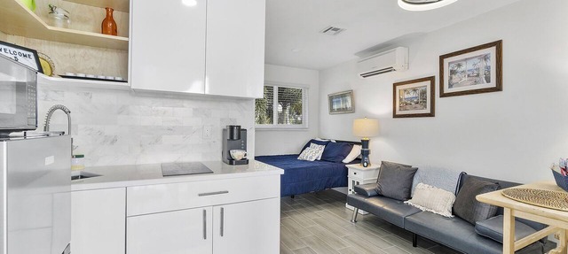 Fab Studio Efficiency at Pompano Beach Pointe!