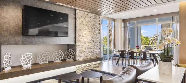 Fairfield by Marriott Inn & Suites San Francisco Airport Oyster Point Area