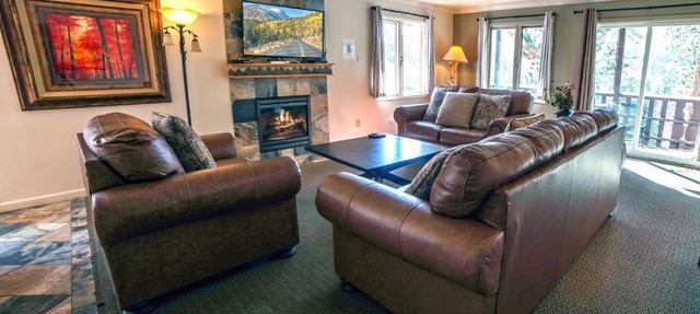 Fawn Valley Inn- 275 condo