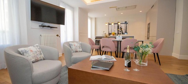 For You Rentals Lujoso y elegante ap TEMPORAL en Centro Madrid ALC353