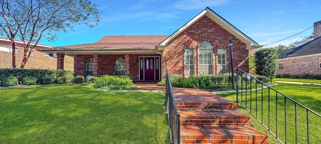 Franklin Manor- Just minutes away from the French Quarter and Lake Pontchartrain