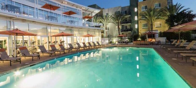 Fully Furnished 1BR San Diego w/Wi-Fi Parking