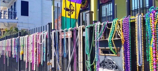 Garden District Streetcar, Gated Driveway & Fenced Yard, Dog Friendly!