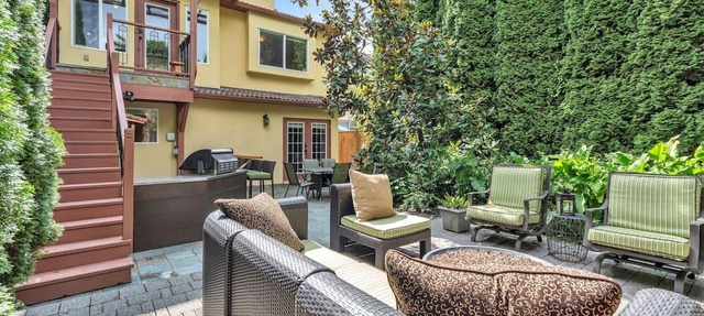 Garden Oasis Suite Near Popular Main Street 1 Bedroom Apts by Redawning