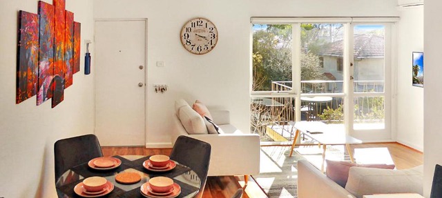 Glen Iris, Quiet Boutique 2 bedroom Netflix, WIFI, Parking, Free Wine