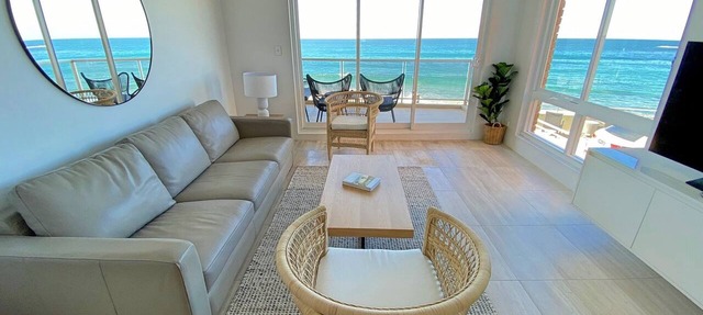 Gobsmacking Views 2, with Direct Beach Access
