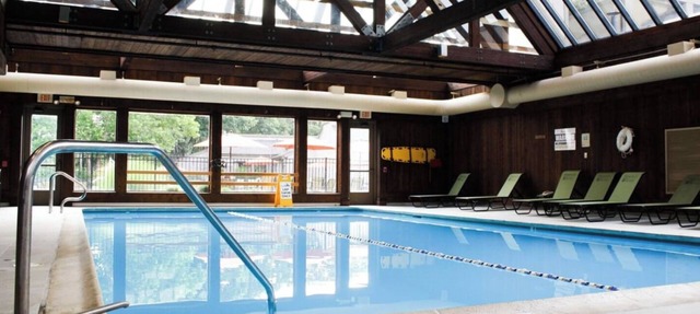 Golf & Nature Escape Close to Quassy Park & Southford Falls State Park