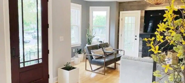 Gorgeous 3BR Colonial House with a Backyard Oasis