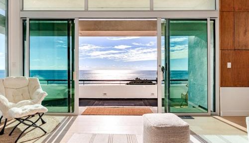 Gorgeous Malibu Retreat with #Instaworthy Ocean Views