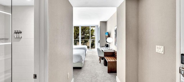 Grand Deluxe Two Bedroom Suite with Balcony Water Views, Corner