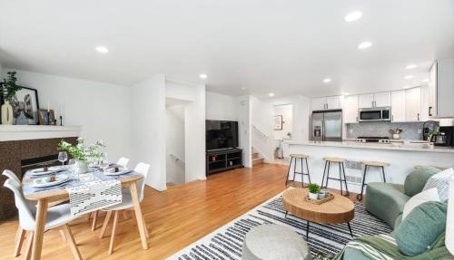 Green Lake Remodelled home with AC garage yard