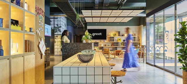 greet Hotel Paris porte de la Chapelle - Aréna