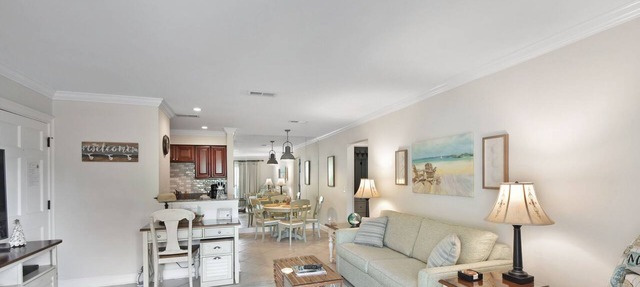 Ground floor, 1 bed/1 bath - pup friendly Ocean Walk!