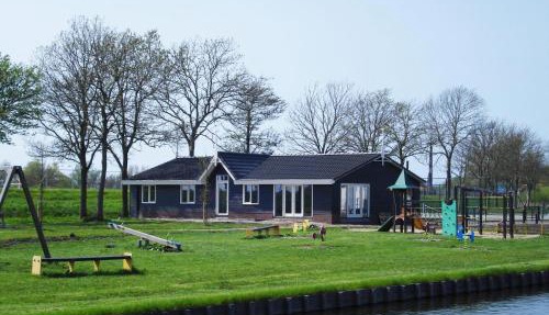 Group accommodation De Beemster with Sauna | 14 persons