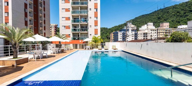 Guarujá - 10 min da praia da Enseada/Wifi/Piscina