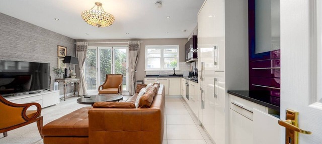 GuestReady - Fulham oasis retreat with garden