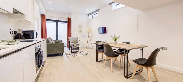 GuestReady - Modern Luxury near Tower Bridge
