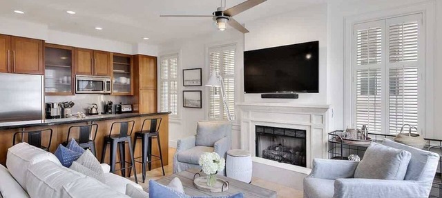 Gulf Views-Two-story Condo-2 Bikes-Heated Pool