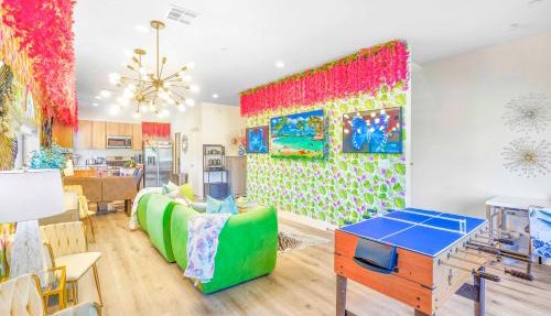 H - Huge NoHo 5BR Family Home by Universal - Games - Balcony - Parking - SoFi
