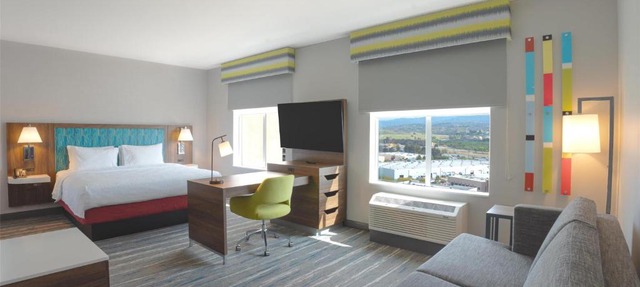 Hampton Inn By Hilton Santa Clarita-Valencia