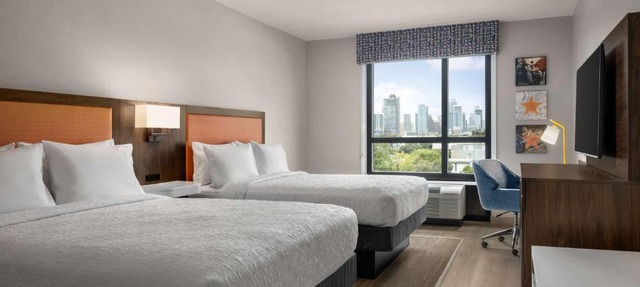 Hampton Inn by Hilton Austin Downtown East Side