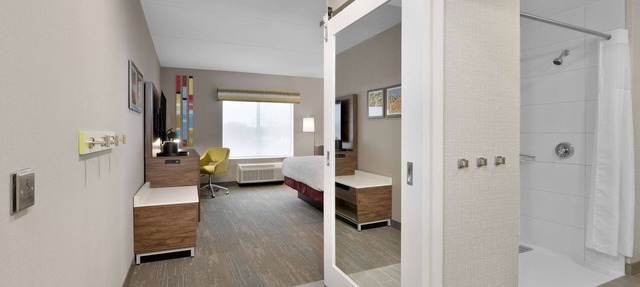 Hampton Inn By Hilton Cornwall