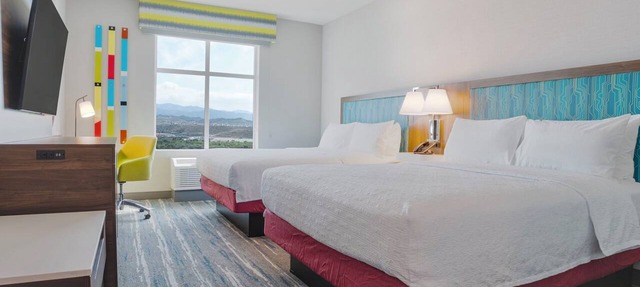 Hampton Inn By Hilton Santa Clarita-Valencia