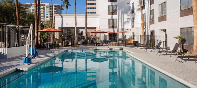 Hampton Inn Phoenix - Biltmore