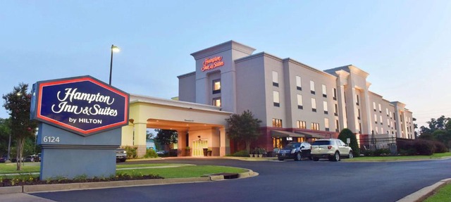 Hampton Inn & Suites Alexandria