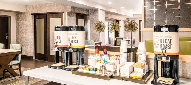 Hampton Inn & Suites Las Vegas-Henderson