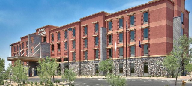 Hampton Inn & Suites Scottsdale at Talking Stick