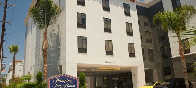 Hampton Inn & Suites Sherman Oaks