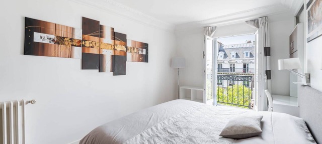 Haussmannian apartment - top floor
