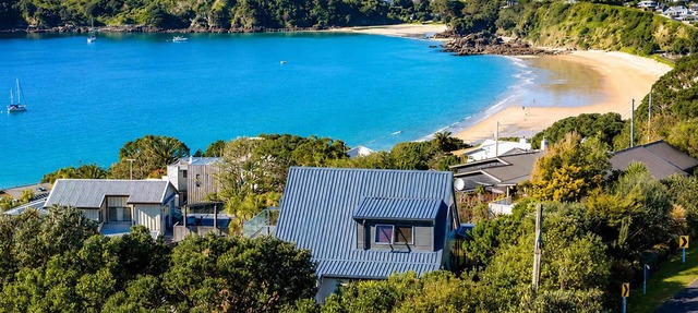 Headland Views Oneroa -Oneroa Coastal Home