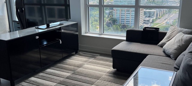 High End 6 people Apartment Islington Etobicoke