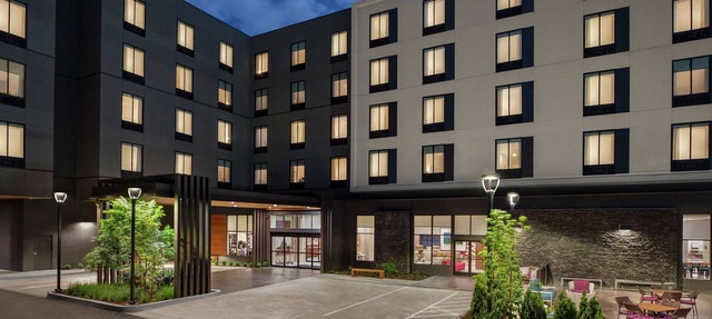 Hilton Garden Inn Seattle Airport