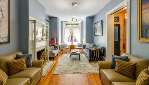 Historic Georgetown Townhome: Walkable Location!