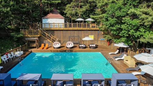 Hoengseong Couple Star in Porest Pension